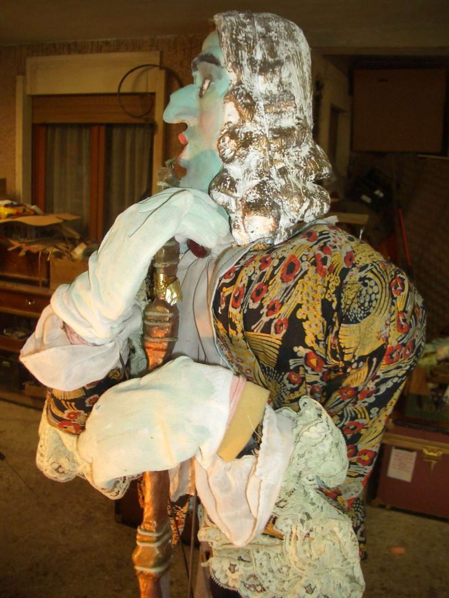 Personaggio 4 prima del restauro